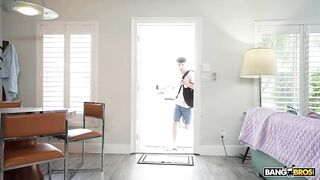 Sexy - Spencer Scott Gets Caught Masturbating In The Shower By Her Stepson So She Invites Him In
