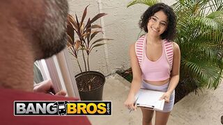 Sexy - GI Joey Buys Lots Of Boxes Of Cookies From Dani Diaz For A Nice Fuck In Return