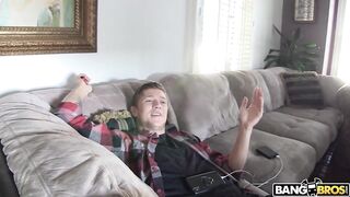 Sexy - Behind The Scenes With Teen Kimber Veils & MILF Ryder Skye