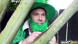 Sexy - Leprechaun With Big Dick Pounds Curvy Latin Mamacita Rose Monroe