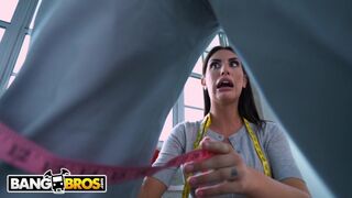 Sexy - Busty Taylor August Ames To Please Her Big Dick Client