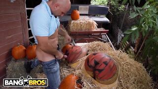 Sexy - Pumpkin Booty Babes Rose Monroe & Valentina Jewels