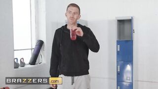 Sexy - Lana Wolf Is So Horny That When She Sees Danny D In The Gym She Jumps On His Cock Right Away