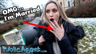 Public Sex Married blonde babe has sex with a stranger with a huge fat cock