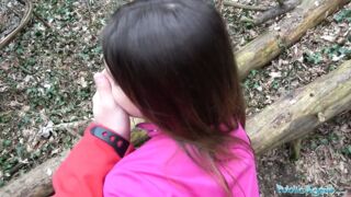 Public Sex Sexy jogger fucked in the woods