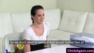 Les agent dildofucked by euro girlnextdoor