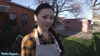 Public Sex – Asian Babe Luna Truelove Offers Her Cream Cakes for a Creampie