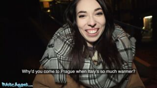 Public Sex – Italian Giada Needs The Cash