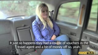 Hot Taxi blonde gets backseat discount