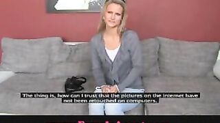 Sexy Bisexual blonde beauty