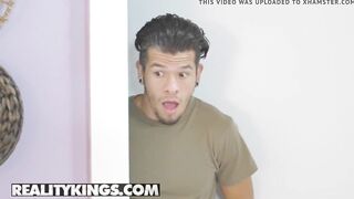 Step Moms Bang Teens - Tegan James Nova Brooks Bambino - Tied Me