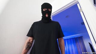 Break In And Fuck Me Lissa Aires Hot