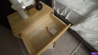 Helping My Stepmom Masturbate - S2:E7