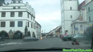Pulled female taxi driver sucking cock