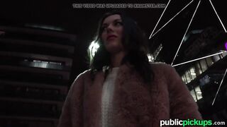 Hot.com - Sara Highlight - Public Pick Ups
