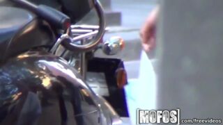 Hot - Dude spies on couple fucking