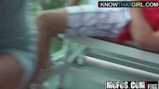 Mia Scarlett - Mofos Babe Fucks on the Balcony - I Know That G