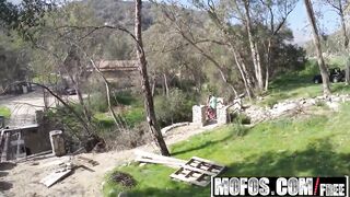 Hot - Drone Hunter - Jaclyn Taylor - Fuckin at the Fishin