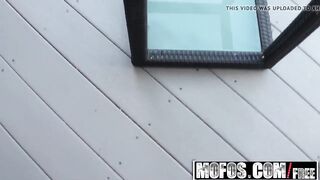 Hot - Pervs On Patrol - Halle Von - Naughty Next Door Neig