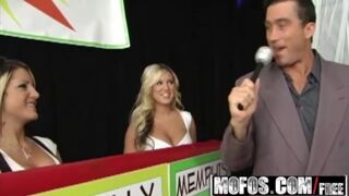 Hot - Can She Take It - Memphis Monroe - The Cock is Right