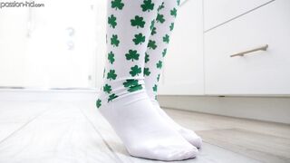 Big Cock Fills Jaime Jett With The Luck Of The Irish!