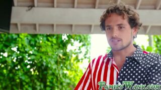 Nubile vixens persuaded by stepbro into mofos threeway