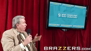 Hot - Rachel Starr uses her big tits to help use money