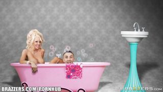 Hot girl in a hot world parody - Hot