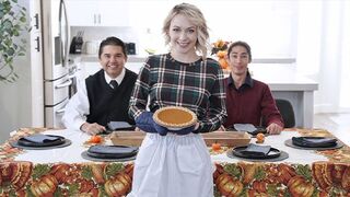 Hot Strokes - Lucky Stepbrother Is Thankful For His Tiny Blonde Stepsister's Pussy
