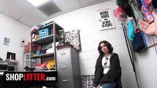 Hot - Big Assed Curvy Teen Gets Her Wet Pussy Fucked By Officer For Stealing Sunglasses