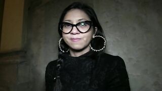 PublicSex Stranded tourist fucks a good samaritan