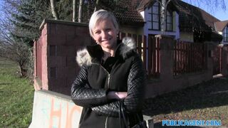 Public Sex Her pussy gets splattered with spunk