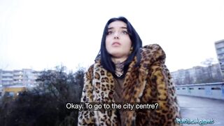 Public Sex French babe Crystal Cherry outdoor blowjob and big dick pov