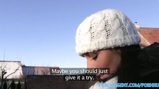 PublicSex Mia fucks a fan in his car for cash