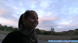 PublicSex Sexy brunette takes cash for sex offer outside