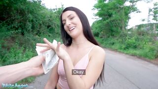 Public Sex Social Influencer Katy Rose Gets Fucked in the Woods