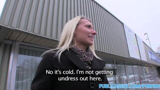 PublicSex Sexy looking blonde takes cash for sex offer from stranger
