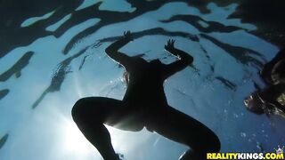 Hot Porn - Erstaunliche Schönheiten, Euro-Dreier